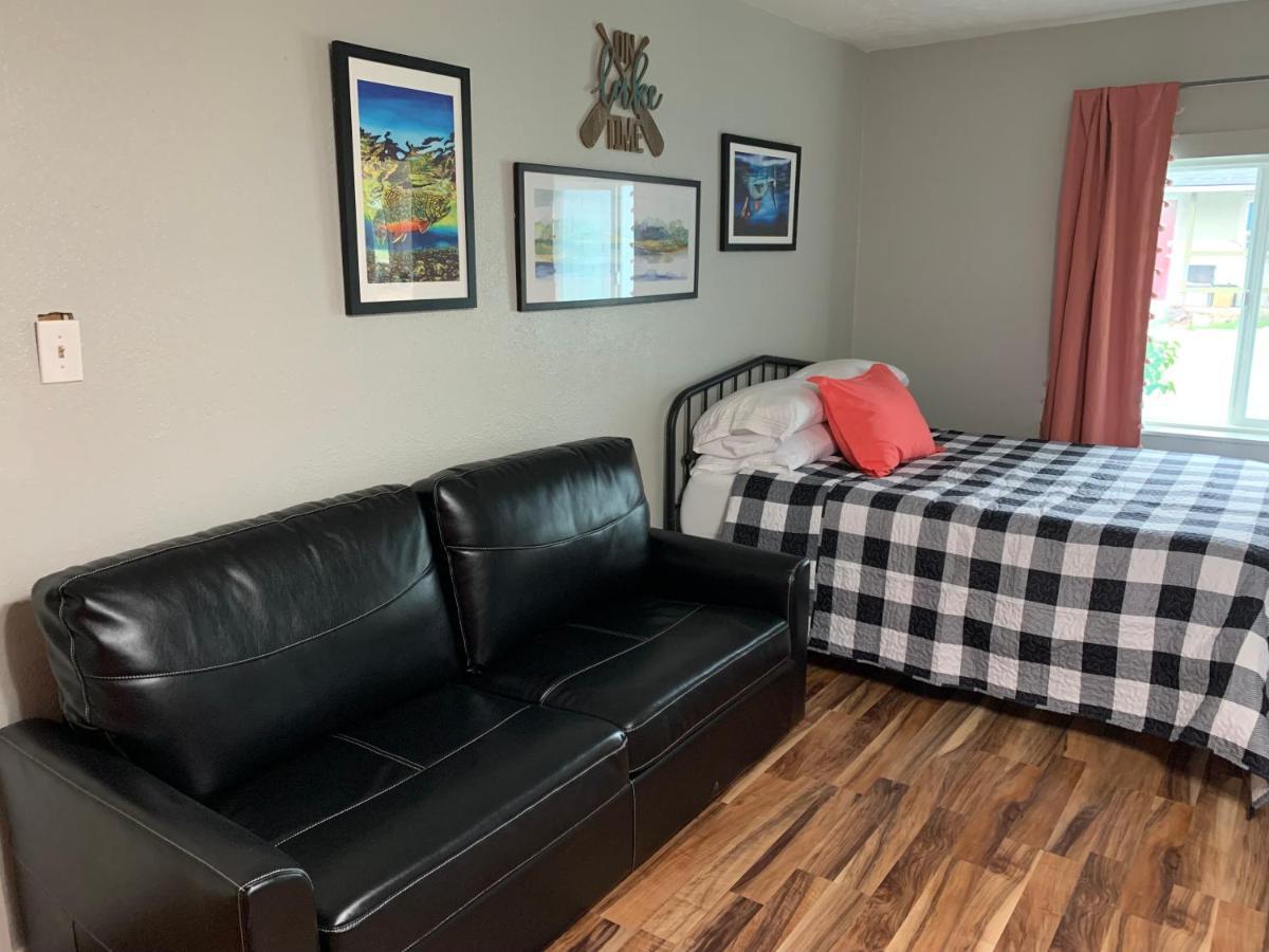 Millz Manor Hotel Fall River Mills Luaran gambar